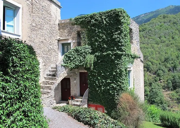 Dom wakacyjny Oliveto Stunning With Private Garden